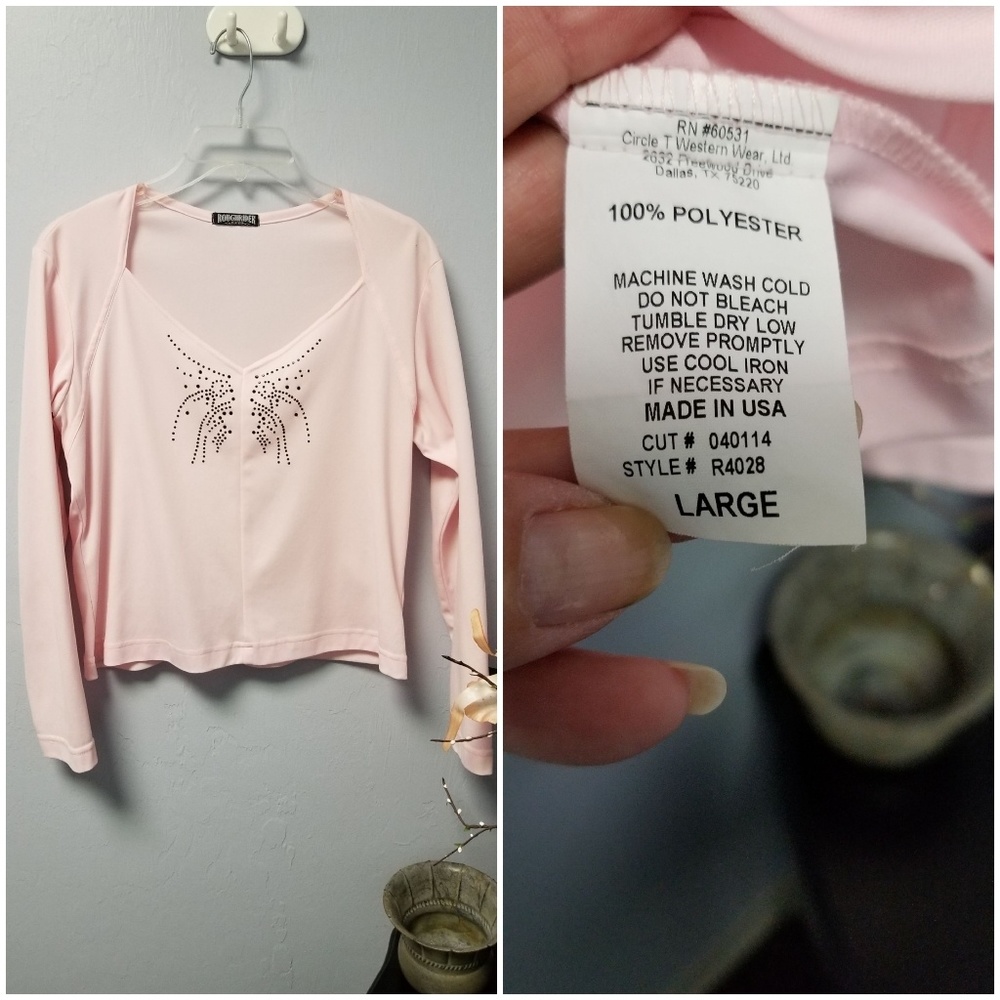 Long sleeve, sweetheart neck, crop top